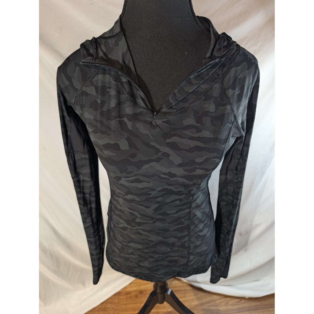 Lululemon Water Bound Hoodie Camo UV Sun Hoodie Thumbholes Women's 4